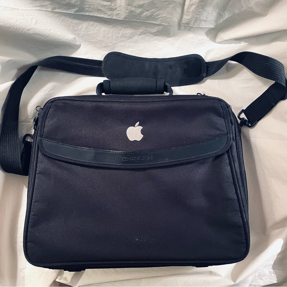 Apple Logo Vintage 90s Laptop Bag Computer Case Kensington